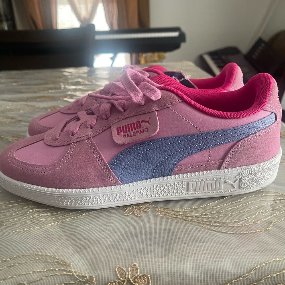 Puma Palermo Sneakers in Pink and Purple size 7